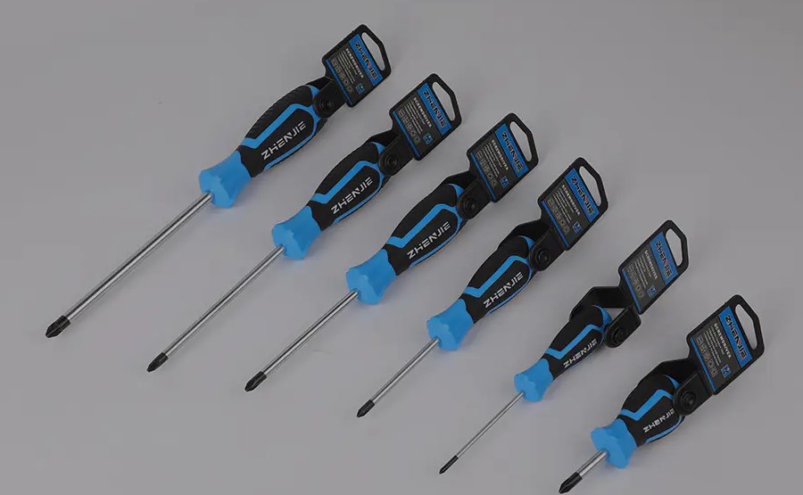 What are the material and design advantages of Household Common Screwdrivers?